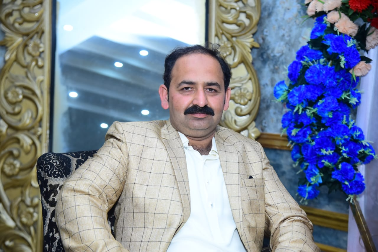 Director Mubashar Ashraf